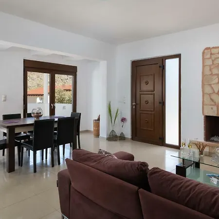 Villa Alya With Private Pool